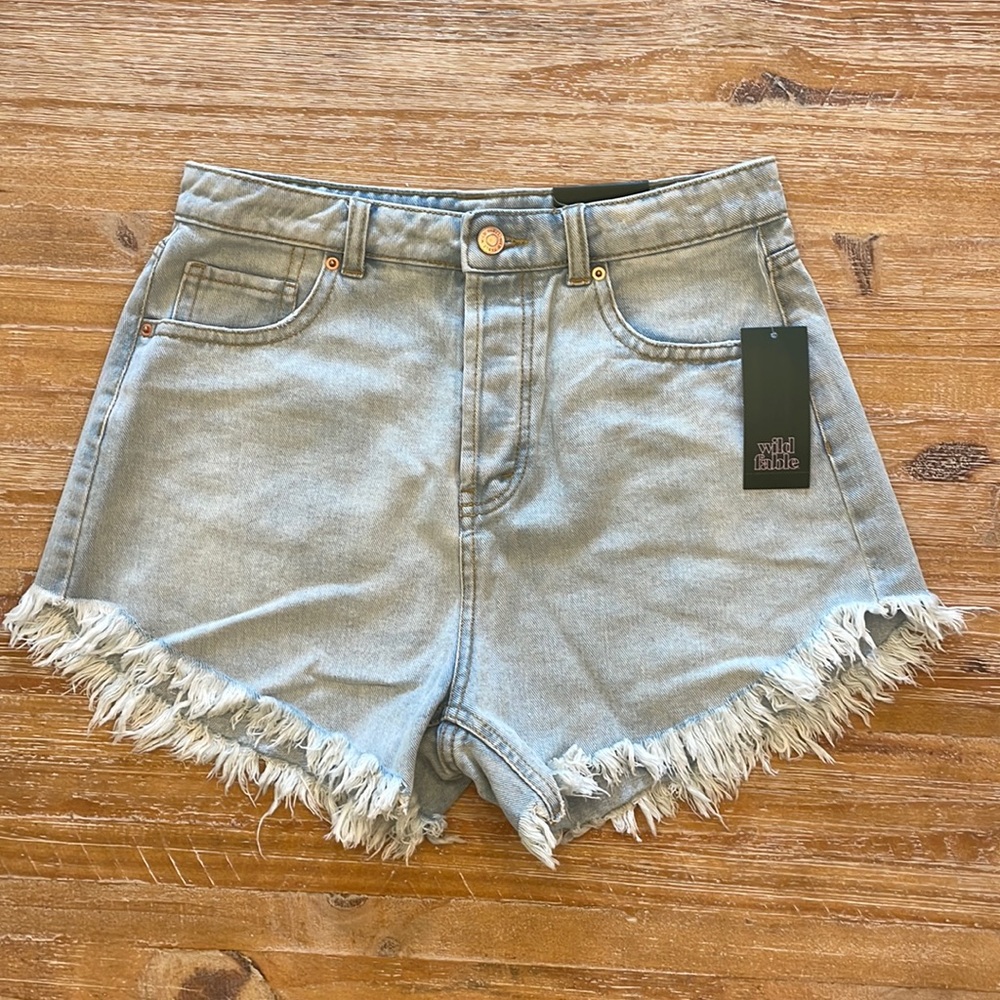 NWT Wild Fable Button Fly High Rise Jean Shorts Size 6/28